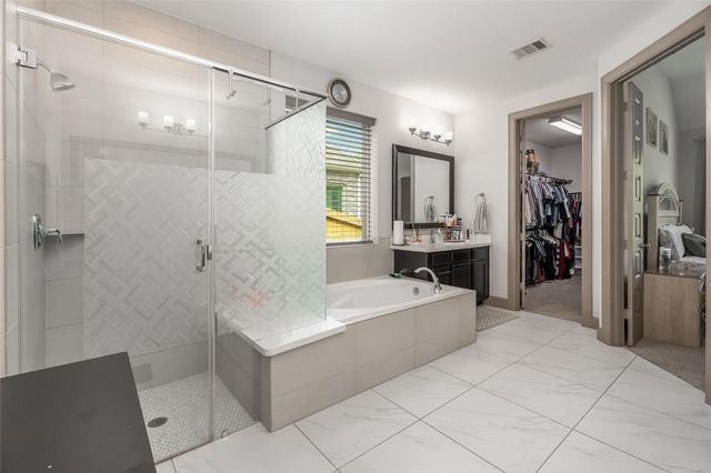 2236 Bayou Cove Lane, League City, TX 77573