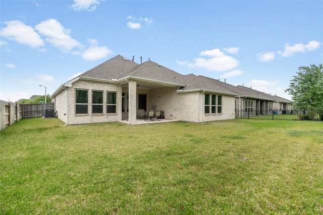 2236 Bayou Cove Lane, League City, TX 77573
