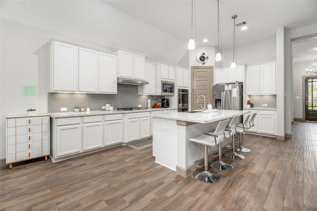 2236 Bayou Cove Lane, League City, TX 77573