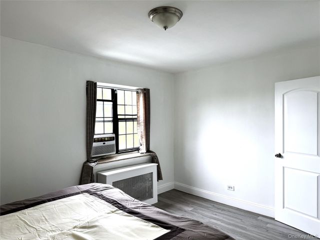 78-16 147th St 3C, Kew Garden Hills, NY 11367