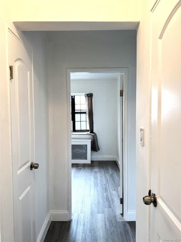78-16 147th St 3C, Kew Garden Hills, NY 11367