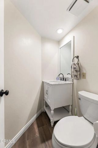 477 S Euclid Avenue E, Pasadena, CA 91101