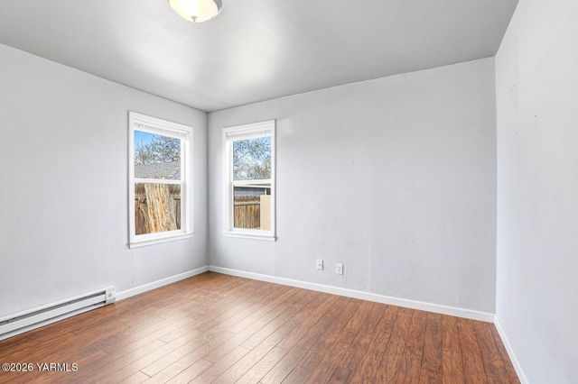 906 W Entiat Ave, Kennewick, WA 99336