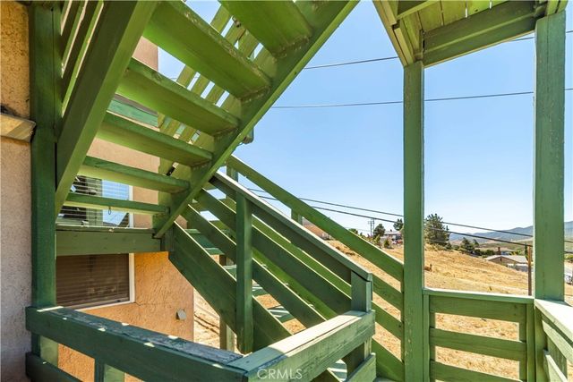 14738 Flintstone Drive, Lake Elizabeth, CA 93532
