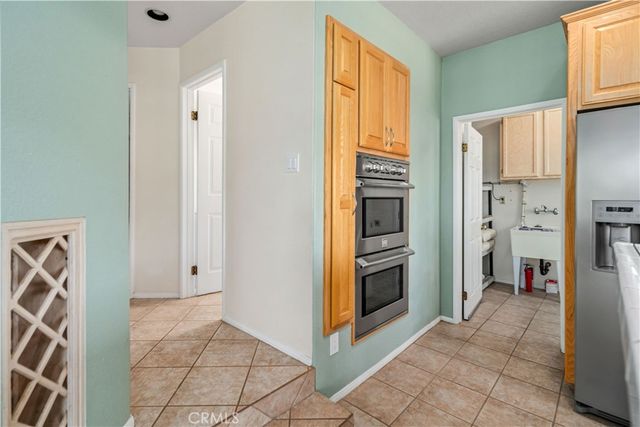 14738 Flintstone Drive, Lake Elizabeth, CA 93532