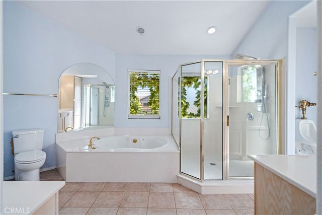 14738 Flintstone Drive, Lake Elizabeth, CA 93532