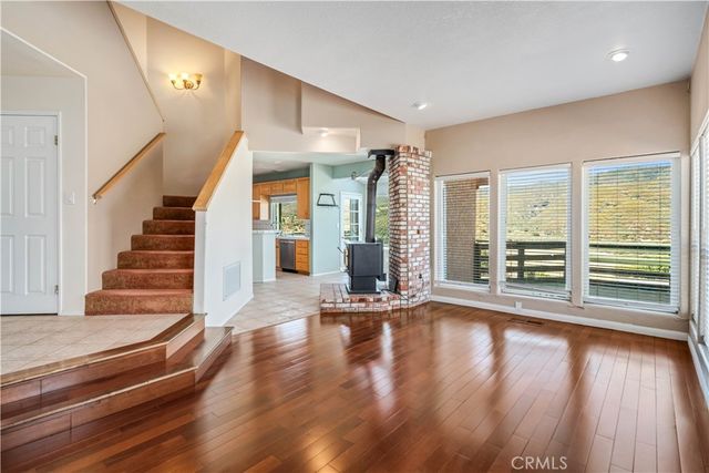 14738 Flintstone Drive, Lake Elizabeth, CA 93532