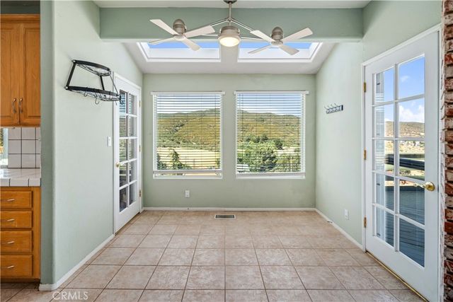 14738 Flintstone Drive, Lake Elizabeth, CA 93532