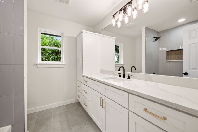 425 Marseille Drive, Hurst, TX 76054