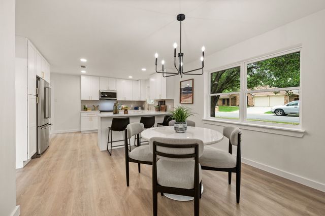 425 Marseille Drive, Hurst, TX 76054