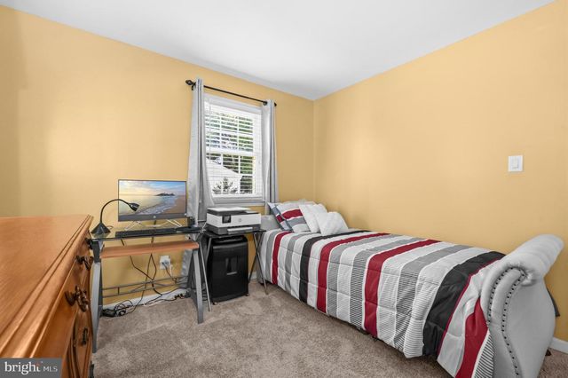 8721 VALLEY DR, Waldorf, MD 20603