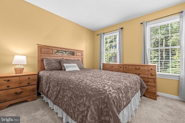 8721 VALLEY DR, Waldorf, MD 20603