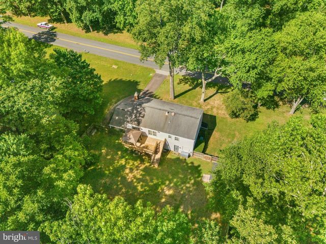 8721 VALLEY DR, Waldorf, MD 20603