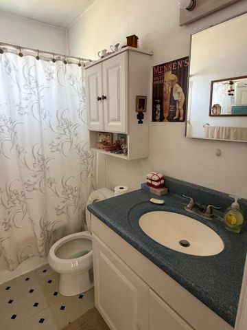 4621 Sunshine Place SW, Albuquerque, NM 87105