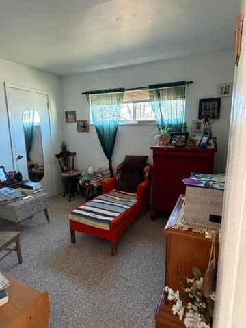 4621 Sunshine Place SW, Albuquerque, NM 87105