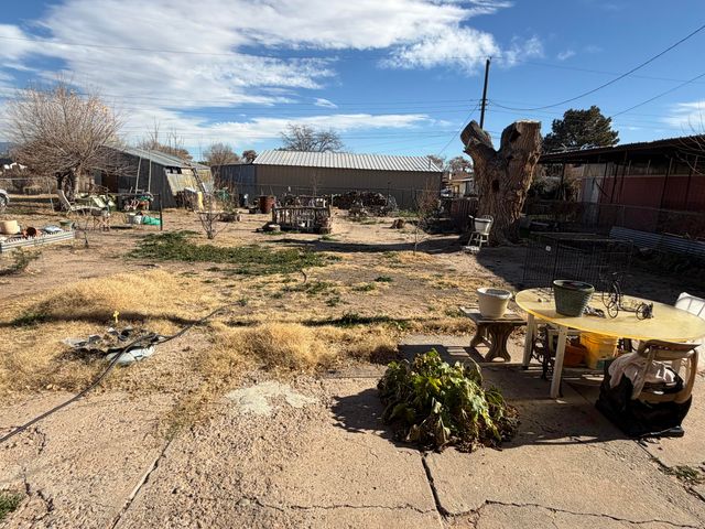 4621 Sunshine Place SW, Albuquerque, NM 87105