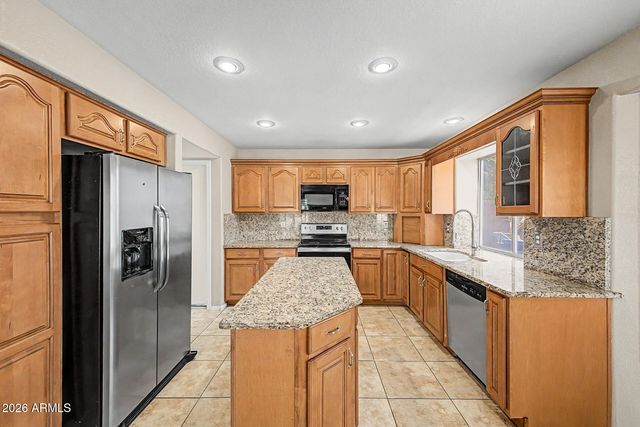 12776 W ALVARADO Road, Avondale, AZ 85392