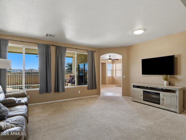 3897 S SUNNYVALE Avenue, Gilbert, AZ 85297