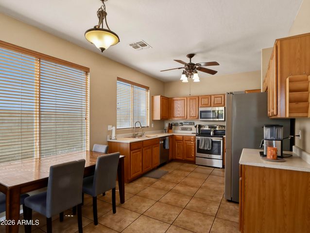 3897 S SUNNYVALE Avenue, Gilbert, AZ 85297