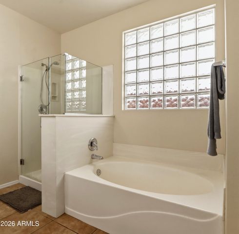 3897 S SUNNYVALE Avenue, Gilbert, AZ 85297