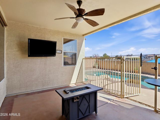 3897 S SUNNYVALE Avenue, Gilbert, AZ 85297