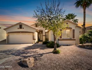 3897 S SUNNYVALE Avenue, Gilbert, AZ 85297