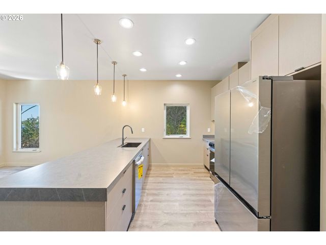 1103 TALUS Way, Port Orford, OR 97465