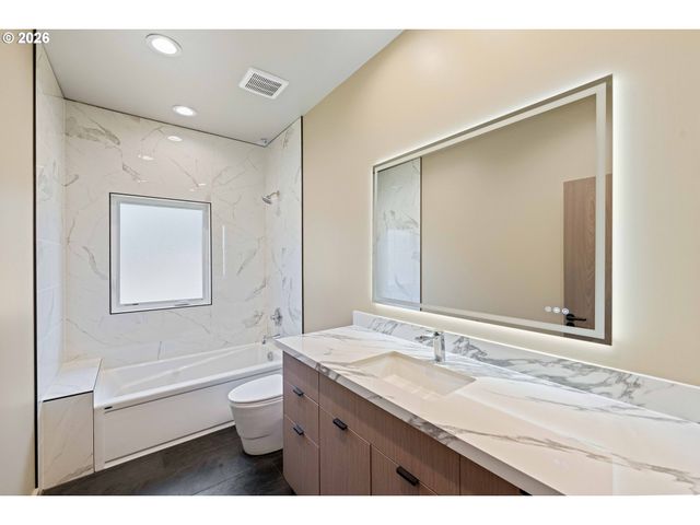 1103 TALUS Way, Port Orford, OR 97465