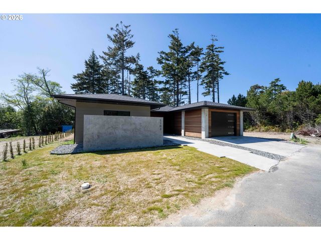 1103 TALUS Way, Port Orford, OR 97465
