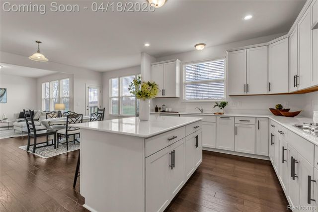 50936 Baileys Landing, Canton Charter Township, MI 48187