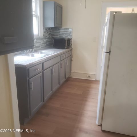 2575 HALDUMAR Terrace, Jacksonville, FL 32204