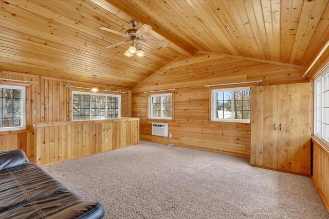 433 E Ellendale Road, Edgerton, WI 53534