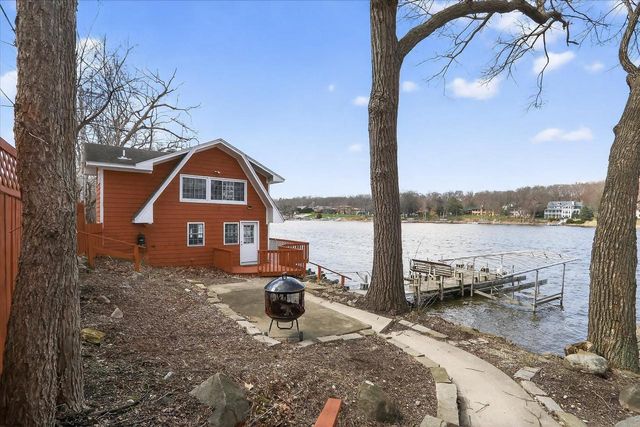 433 E Ellendale Road, Edgerton, WI 53534