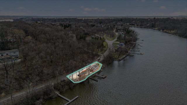 433 E Ellendale Road, Edgerton, WI 53534