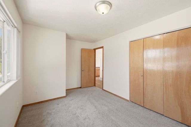 1804 N Drummond St, Greenacres, WA 99016