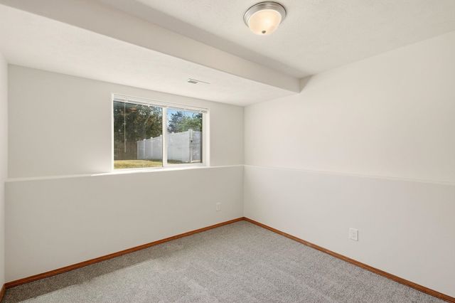 1804 N Drummond St, Greenacres, WA 99016