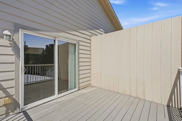 1804 N Drummond St, Greenacres, WA 99016