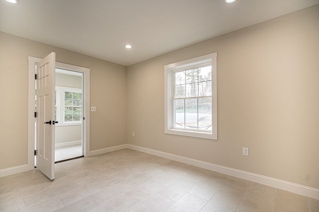 35 Homestead Road, Lynnfield, MA 01940