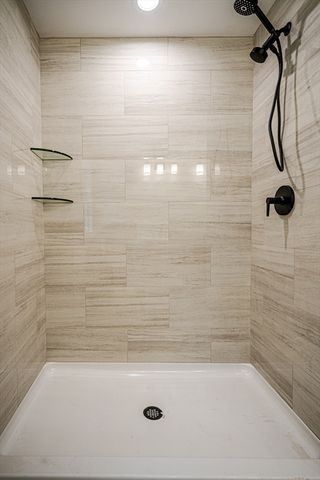 35 Homestead Road, Lynnfield, MA 01940