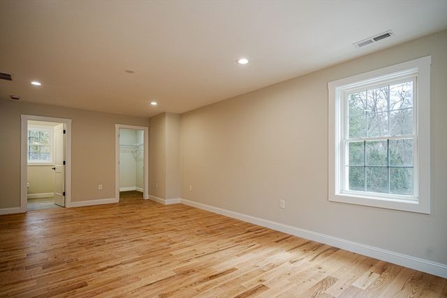 35 Homestead Road, Lynnfield, MA 01940