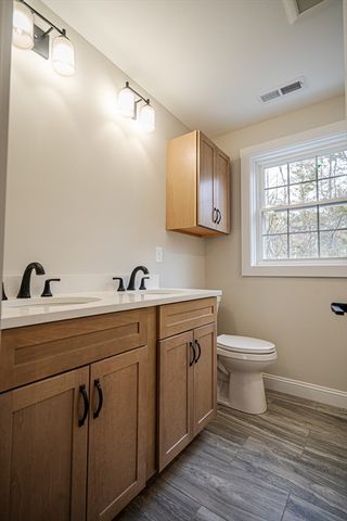 35 Homestead Road, Lynnfield, MA 01940