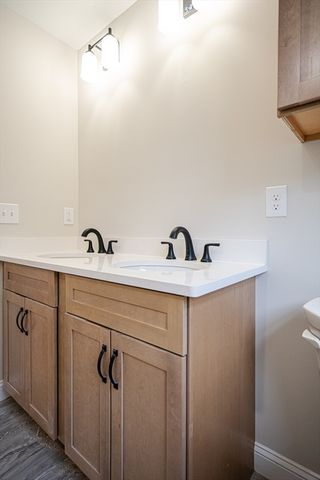 35 Homestead Road, Lynnfield, MA 01940