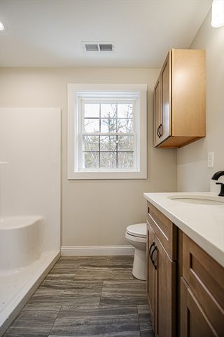 35 Homestead Road, Lynnfield, MA 01940