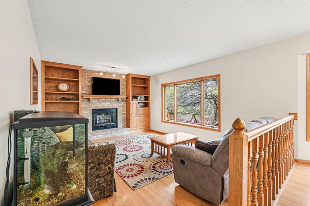 675 Bridle Ridge Circle, Eagan, MN 55123