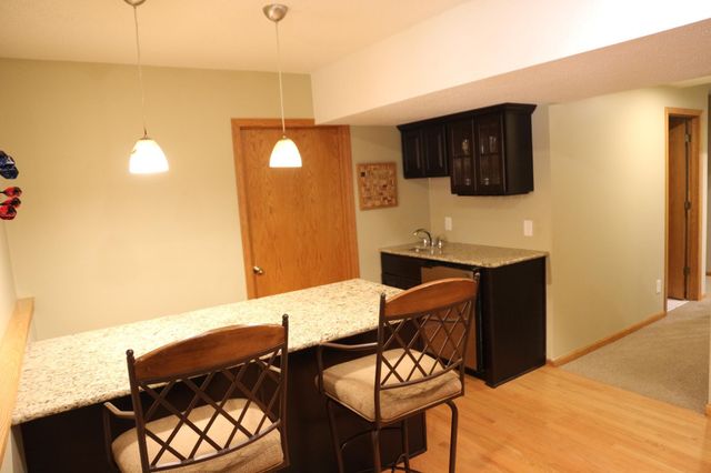 675 Bridle Ridge Circle, Eagan, MN 55123