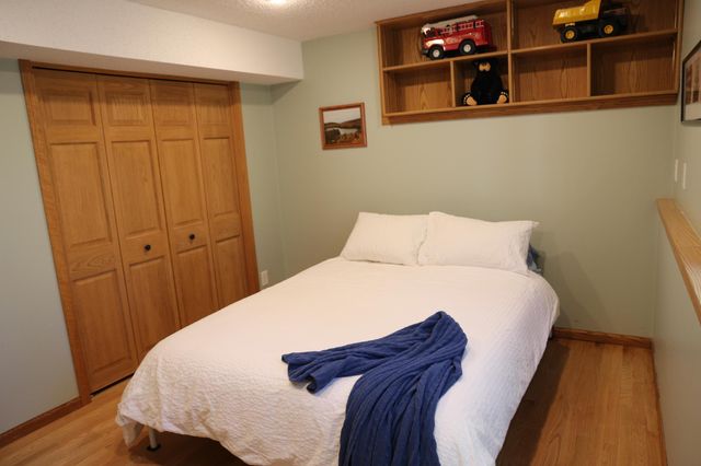 675 Bridle Ridge Circle, Eagan, MN 55123