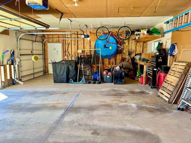 675 Bridle Ridge Circle, Eagan, MN 55123