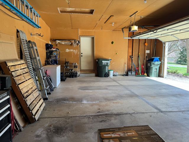 675 Bridle Ridge Circle, Eagan, MN 55123