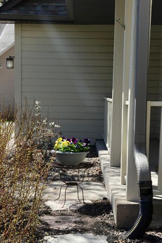 675 Bridle Ridge Circle, Eagan, MN 55123