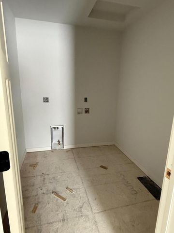 1499 Patton DRIVE, Hartford, WI 53027